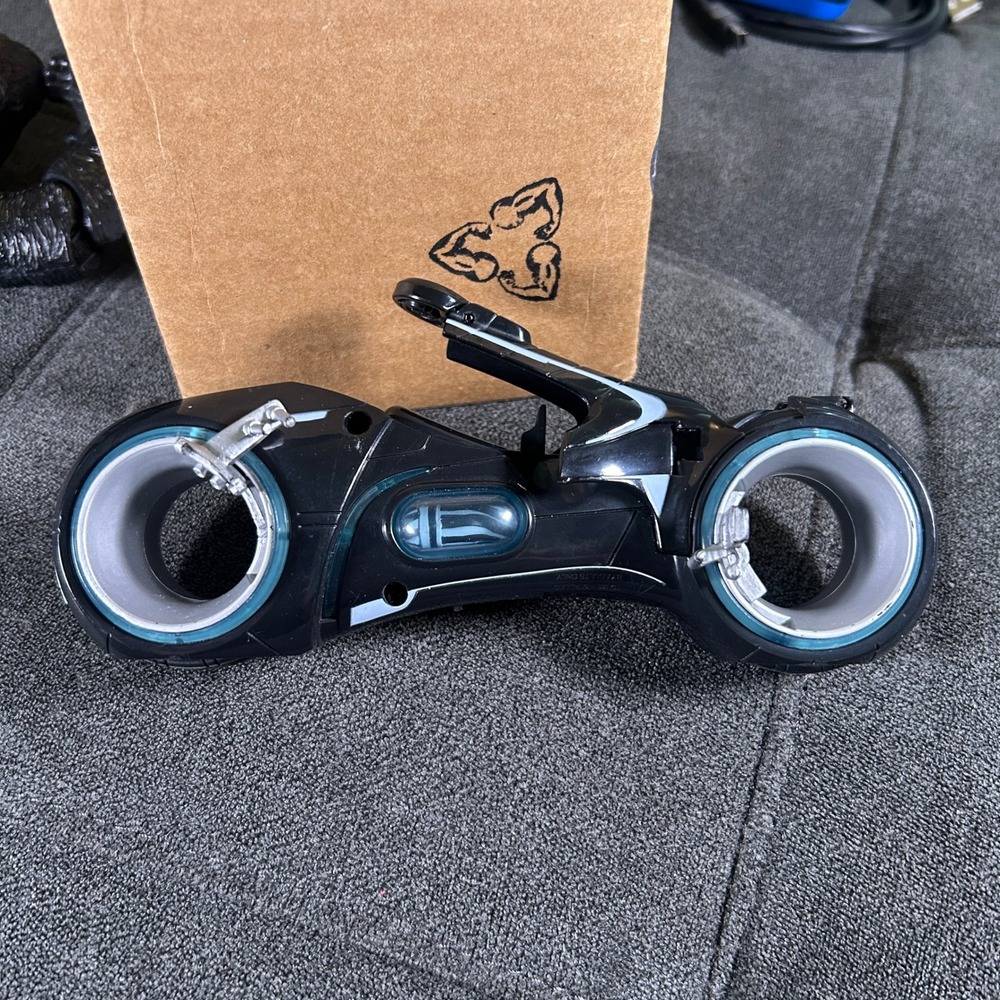 Disney Tron Legacy Sam Flynn Light Cycle Spin Master 2010 Black 1:12 Vehicle